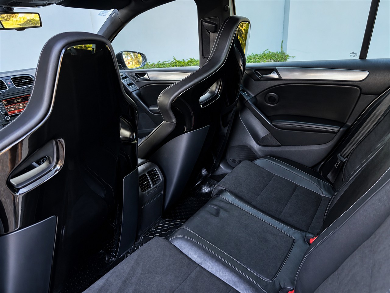 2010 Volkswagen Golf R