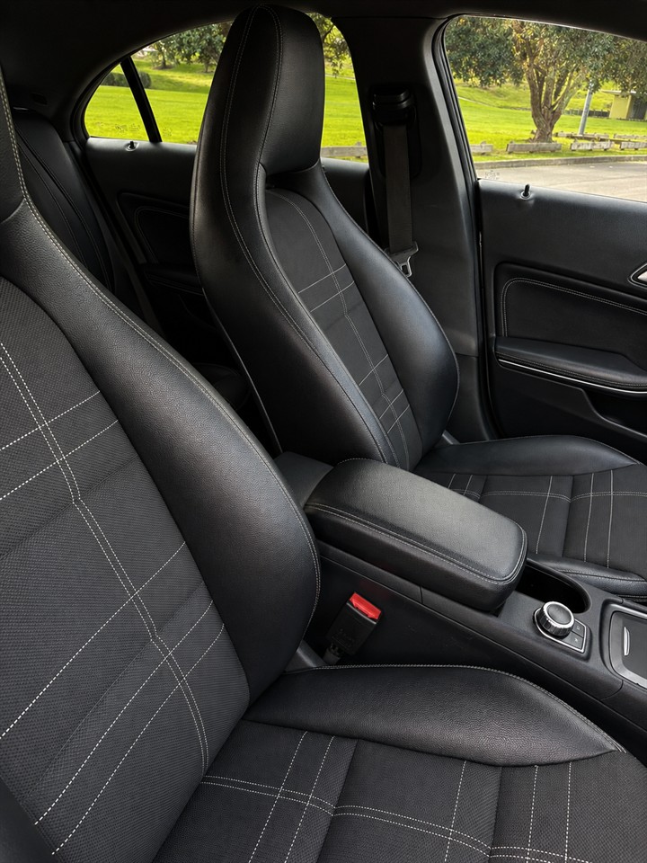 2016 Mercedes-Benz CLA 180