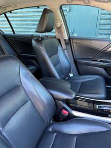 2017 Honda ACCORD - Thumbnail