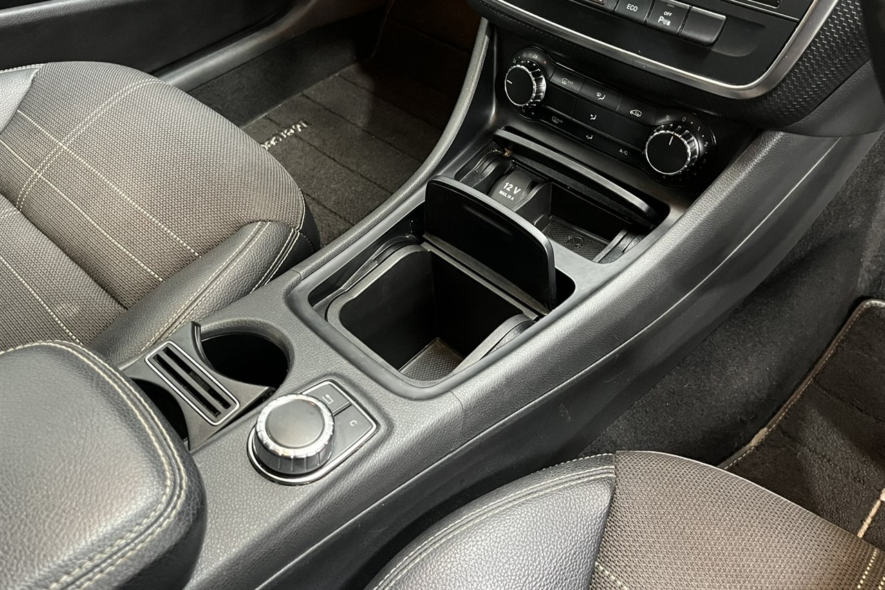 2013 Mercedes-Benz A180