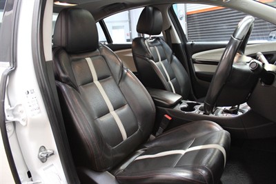 2014 Holden COMMODORE - Thumbnail