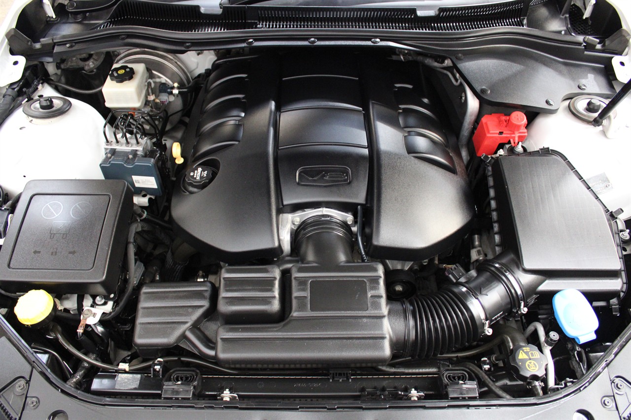 2014 Holden COMMODORE