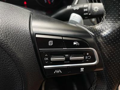 2022 Kia Stinger - Thumbnail