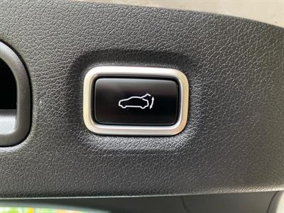 2022 Kia Stinger - Thumbnail