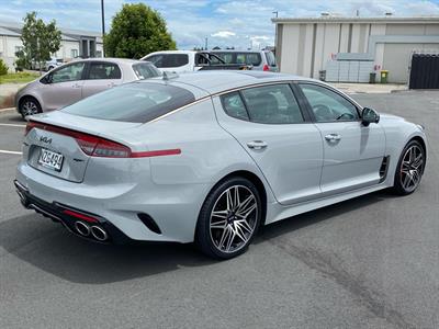2022 Kia Stinger - Thumbnail
