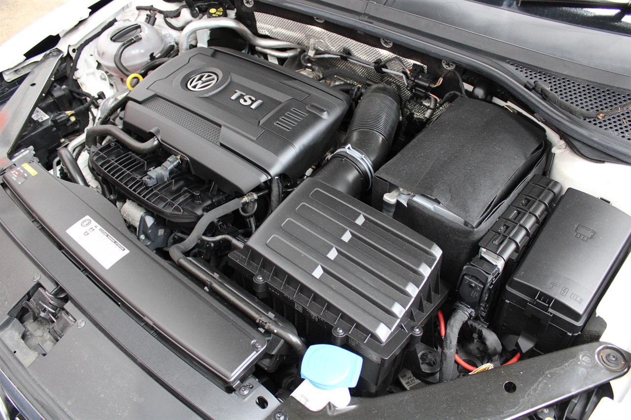 2017 Volkswagen Passat