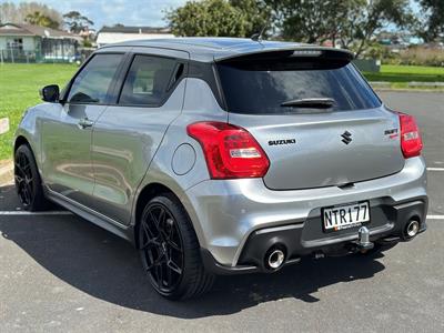 2021 Suzuki Swift - Thumbnail