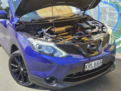 2017 Nissan QASHQAI - Thumbnail