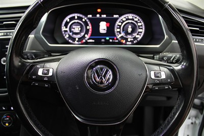 2018 Volkswagen Tiguan Allspace - Thumbnail