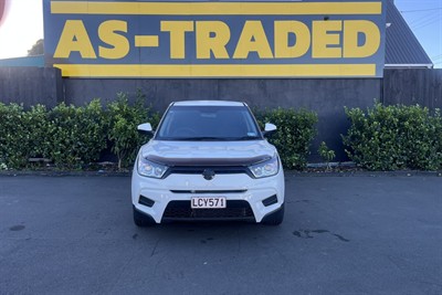 2018 Ssangyong Tivoli - Thumbnail