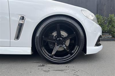 2013 Holden COMMODORE - Thumbnail