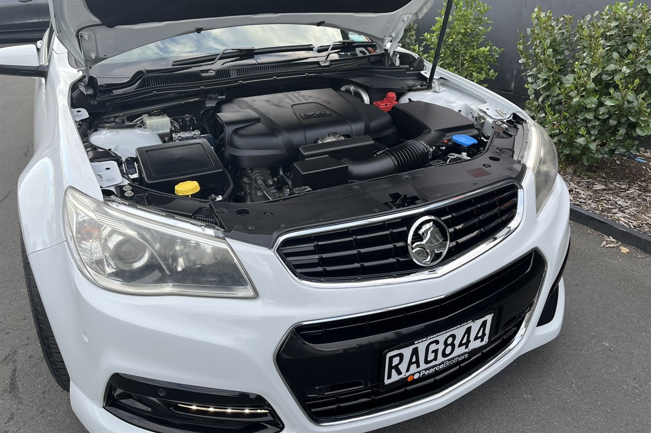 2013 Holden COMMODORE