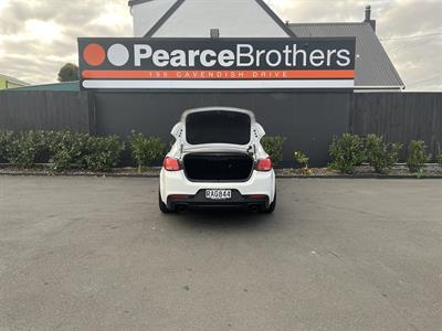 2013 Holden COMMODORE - Thumbnail