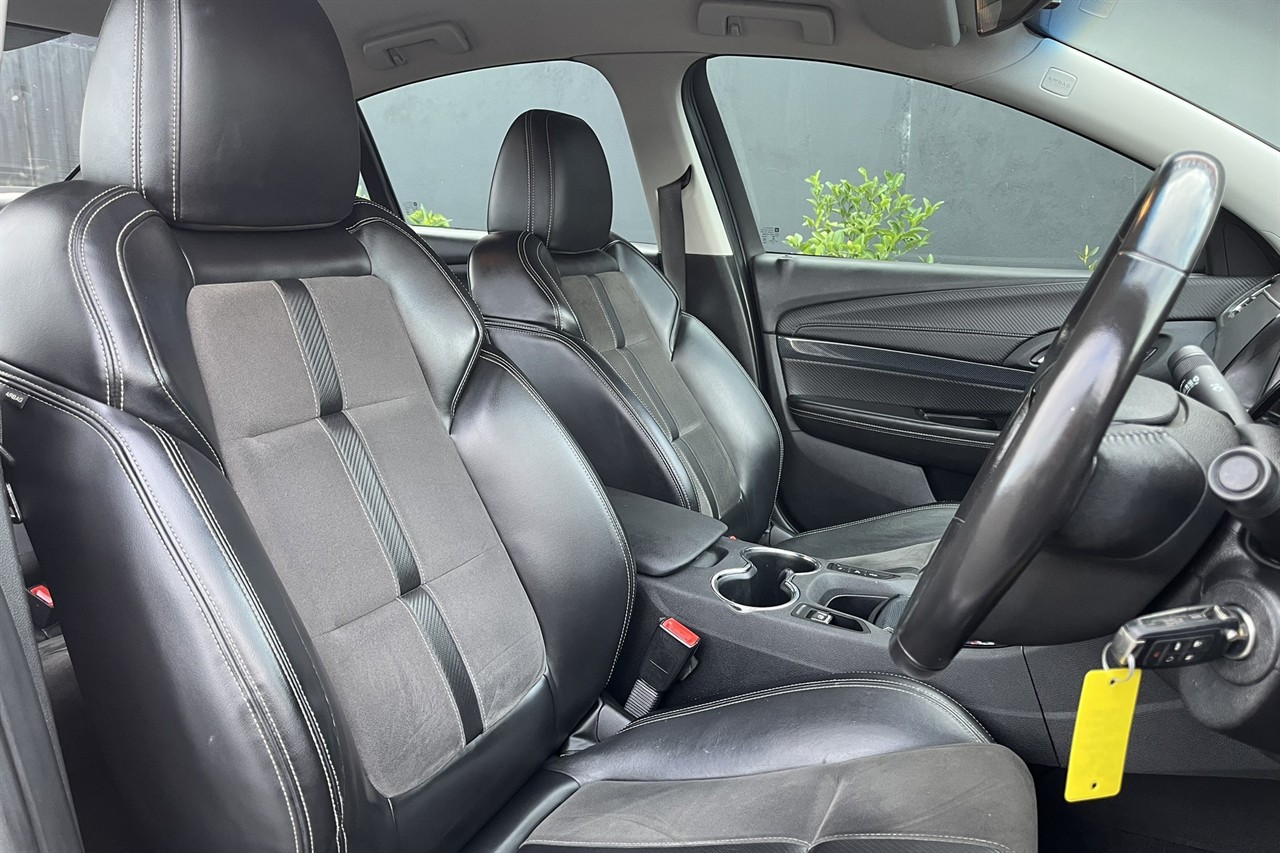 2013 Holden COMMODORE