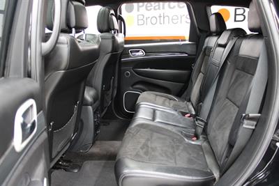 2018 Jeep Grand Cherokee - Thumbnail