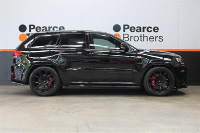 2018 Jeep Grand Cherokee - Thumbnail