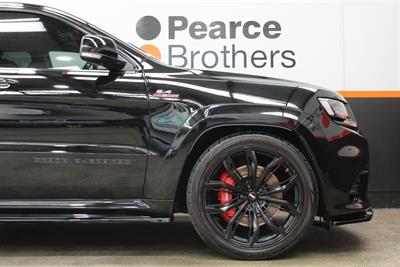 2018 Jeep Grand Cherokee - Thumbnail