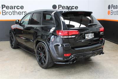 2018 Jeep Grand Cherokee - Thumbnail