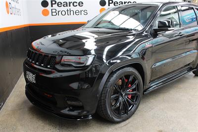 2018 Jeep Grand Cherokee - Thumbnail