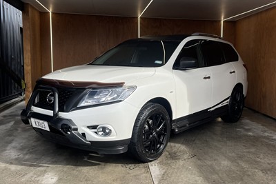 2016 Nissan Pathfinder - Image Coming Soon