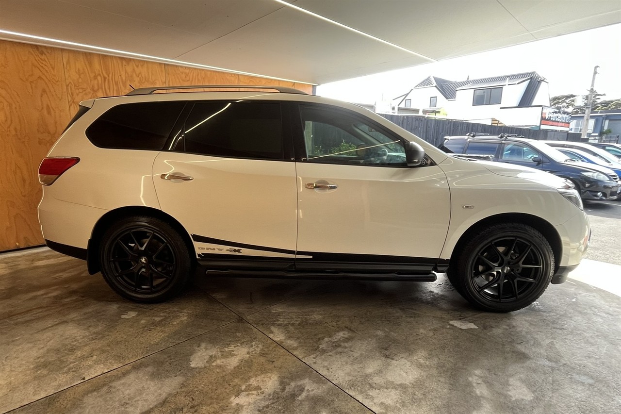 2016 Nissan Pathfinder
