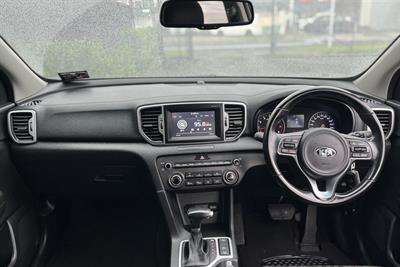 2016 Kia Sportage - Thumbnail
