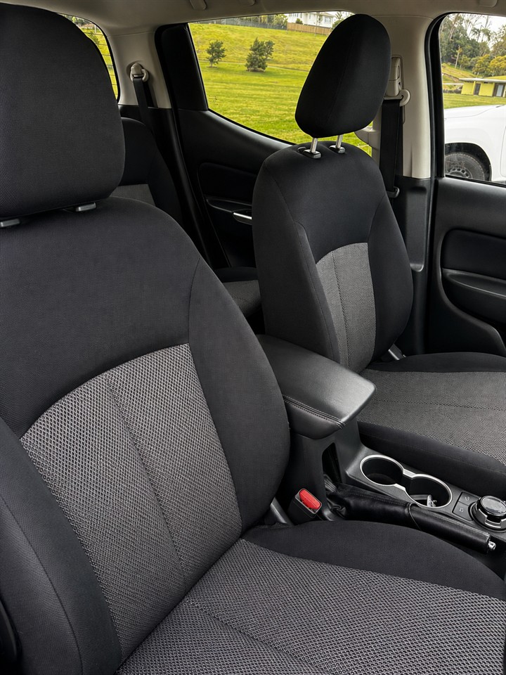 2022 Mitsubishi Triton