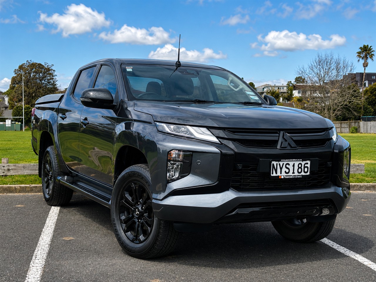 2022 Mitsubishi Triton