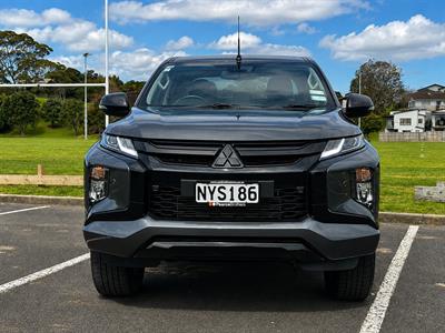 2022 Mitsubishi Triton - Thumbnail