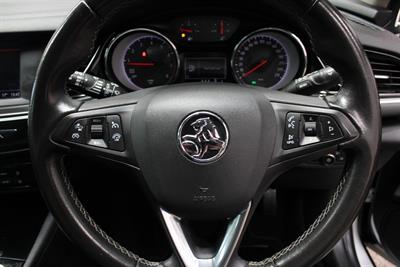 2018 Holden Commodore - Thumbnail