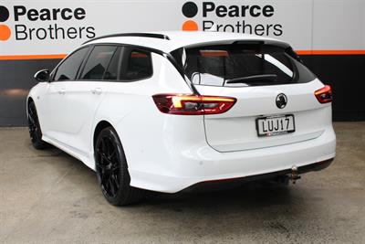 2018 Holden Commodore - Thumbnail