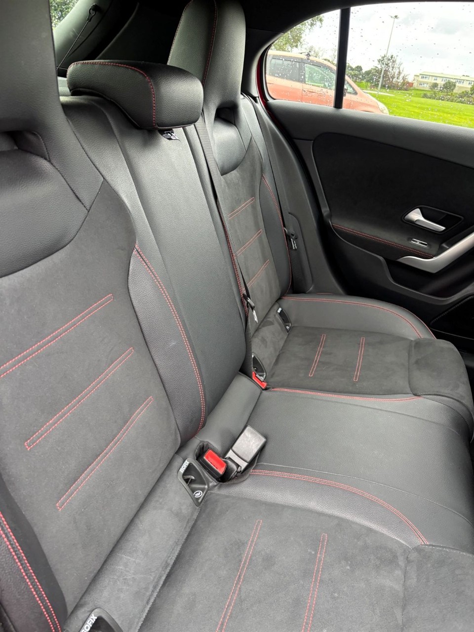 2020 Mercedes-Benz A 180