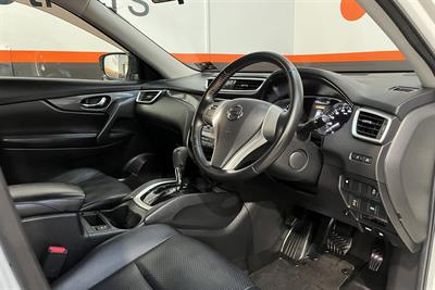 2015 Nissan X-Trail - Thumbnail