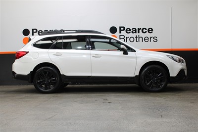 2018 Subaru OUTBACK - Thumbnail