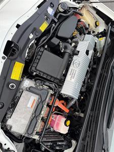 2011 Toyota PRIUS - Thumbnail