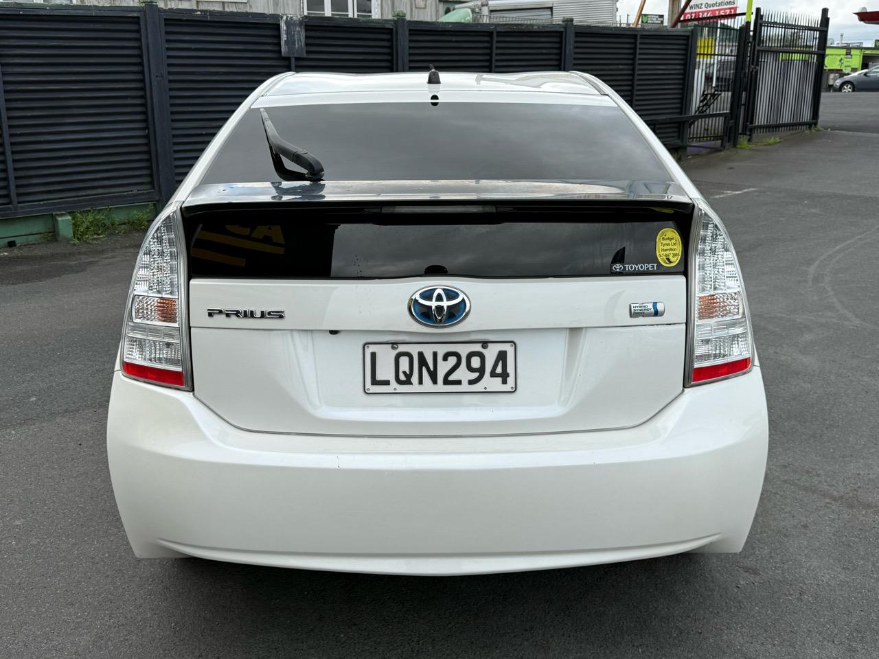 2011 Toyota PRIUS