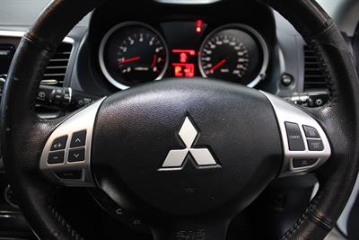 2015 Mitsubishi Lancer - Thumbnail