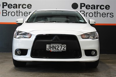 2015 Mitsubishi Lancer - Thumbnail