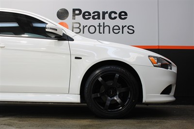 2015 Mitsubishi Lancer - Thumbnail