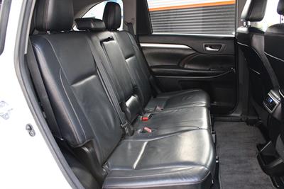 2017 Toyota HIGHLANDER - Thumbnail