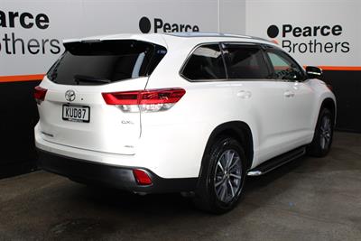 2017 Toyota HIGHLANDER - Thumbnail