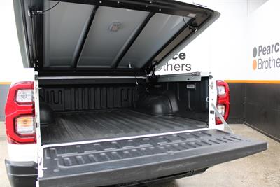 2021 Toyota Hilux - Thumbnail