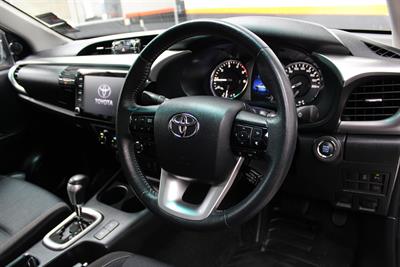 2021 Toyota Hilux - Thumbnail