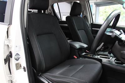 2021 Toyota Hilux - Thumbnail