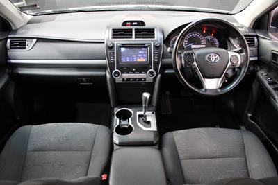 2015 Toyota Camry - Thumbnail