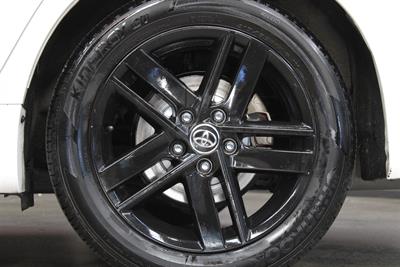 2015 Toyota Camry - Thumbnail
