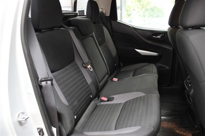 2021 Nissan Navara - Thumbnail