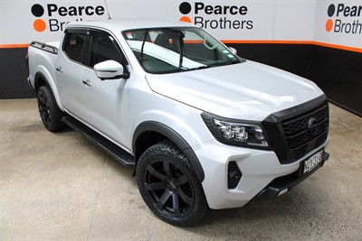 2021 Nissan Navara - Thumbnail