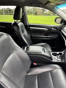 2015 Toyota Highlander - Thumbnail