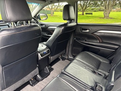 2015 Toyota Highlander - Thumbnail